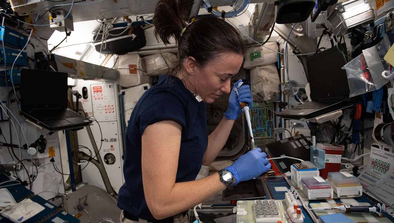 iss065e085491 (June 3, 2021) NASA astronaut and Expedition 65 Flight Engineer Megan McArthur loads protein crystallography plates with protein solutions for the Real time Protein Crystal Growth experiment. The biotechnology study demonstrates new methods for producing high quality protein crystals in microgravity. Results may help identify new targets and develop better drugs to treat a variety of diseases on Earth and advance the commercialization of low Earth orbit.